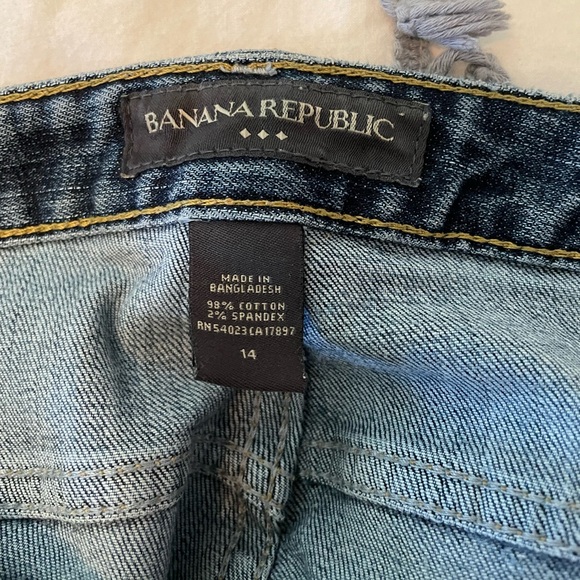 Bootcut Banana Republic flap pocket jeans! - Picture 6 of 7